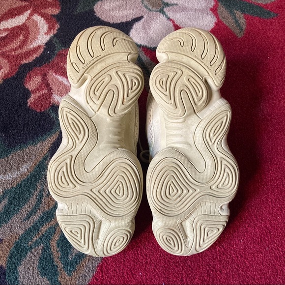 Yeezy 500 Super Moon - Picture 3 of 5